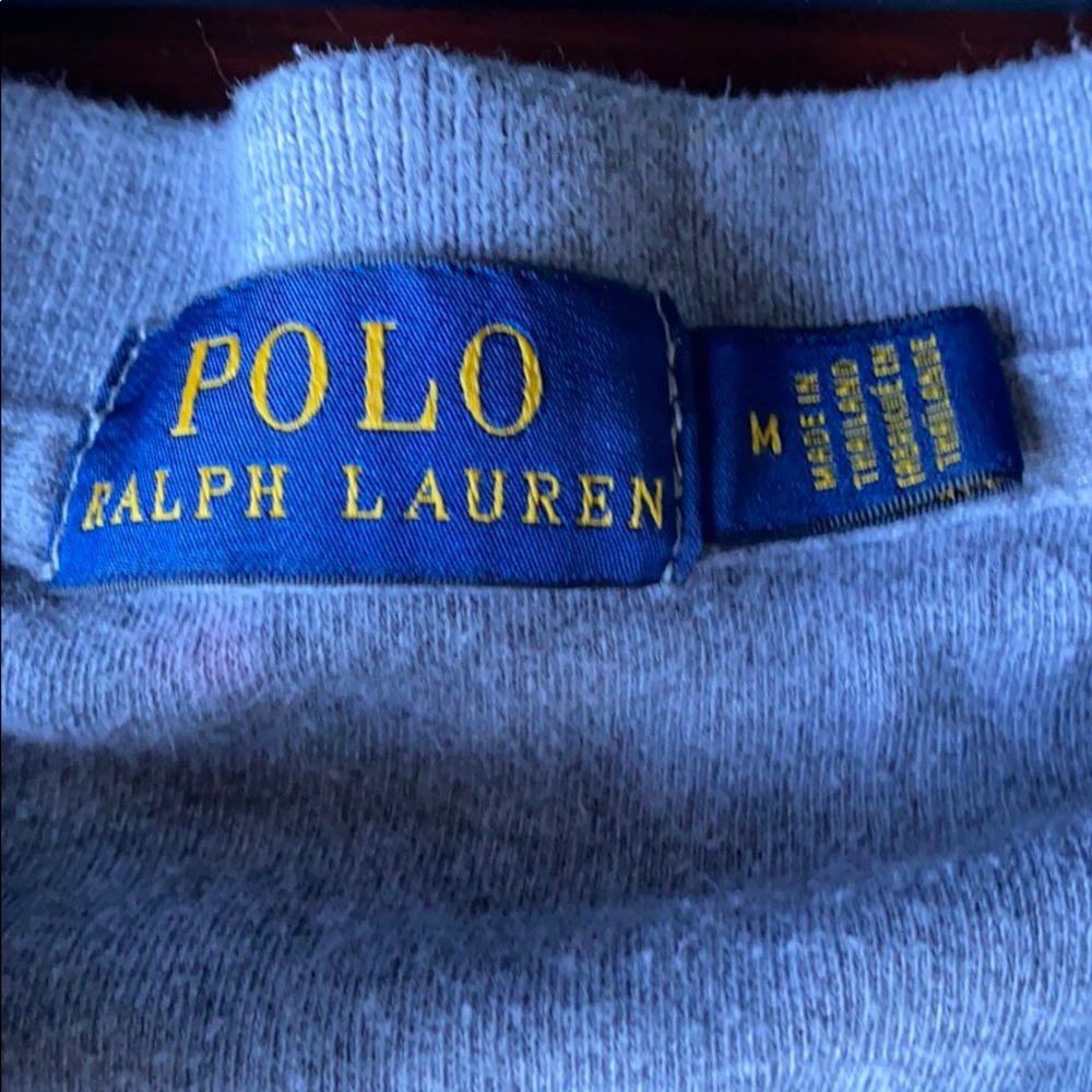 t-shirt - Picture 2 of 5